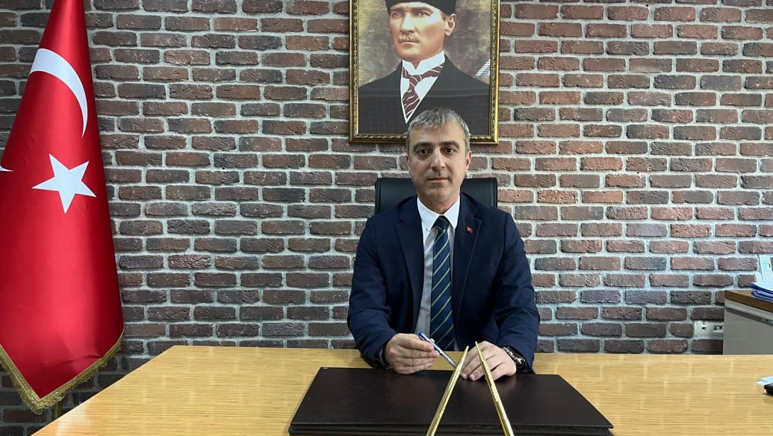 İlçe Milli Eğitim Müdürümüz Sayın İsmail Rahman KÖSE'nin 29 Ekim Cumhuriyet Bayramı Mesajı