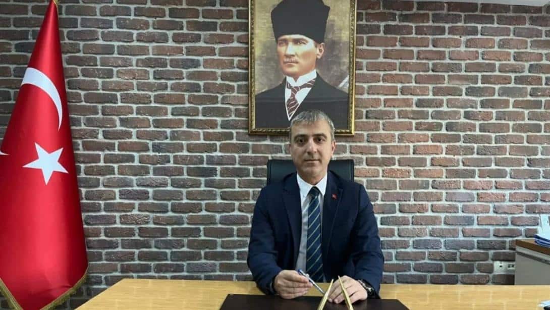 İLÇE MİLLİ EĞİTİM MÜDÜRÜMÜZ İSMAİL RAHMAN KÖSE'NİN 30 AĞUSTOS ZAFER BAYRAMI MESAJI